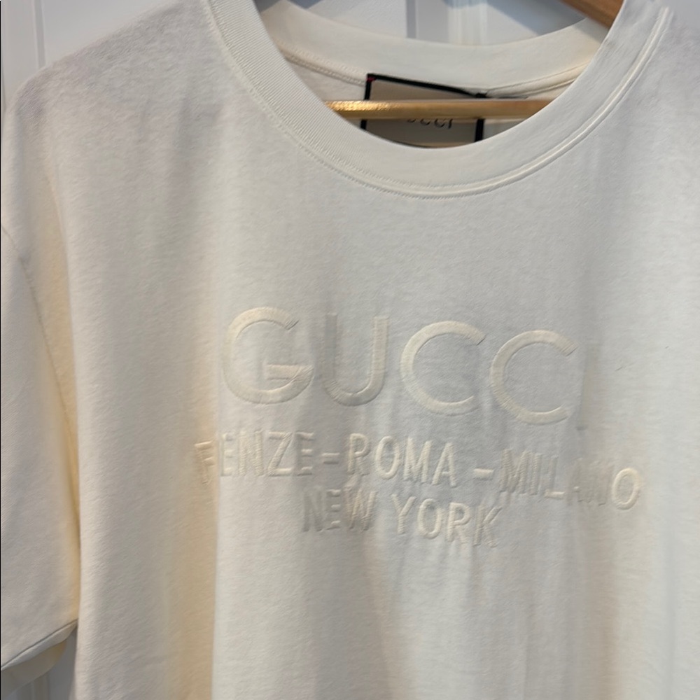 Gucci Off White T-Shirt